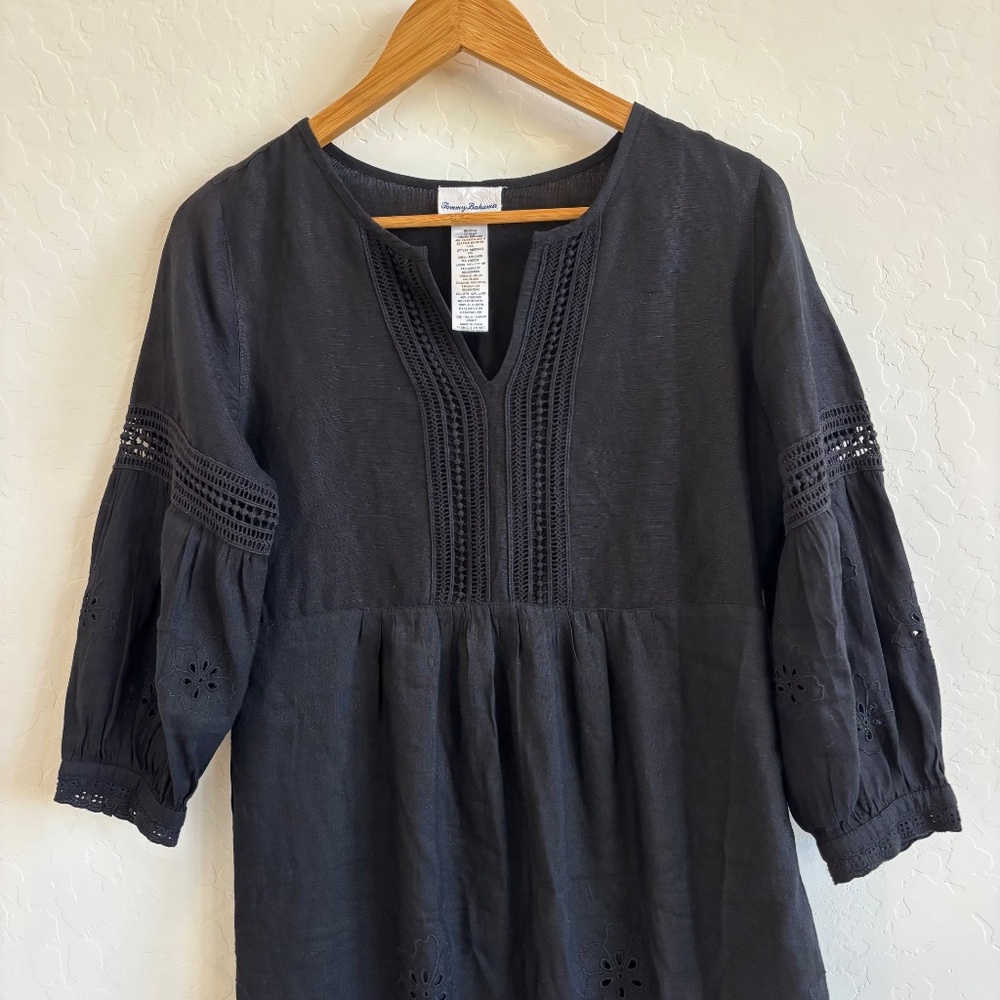Tommy Bahama, Size XS St. Lucia Linen-Blend Split Neck Cover-Up Dress in black. - Picture 2 of 10